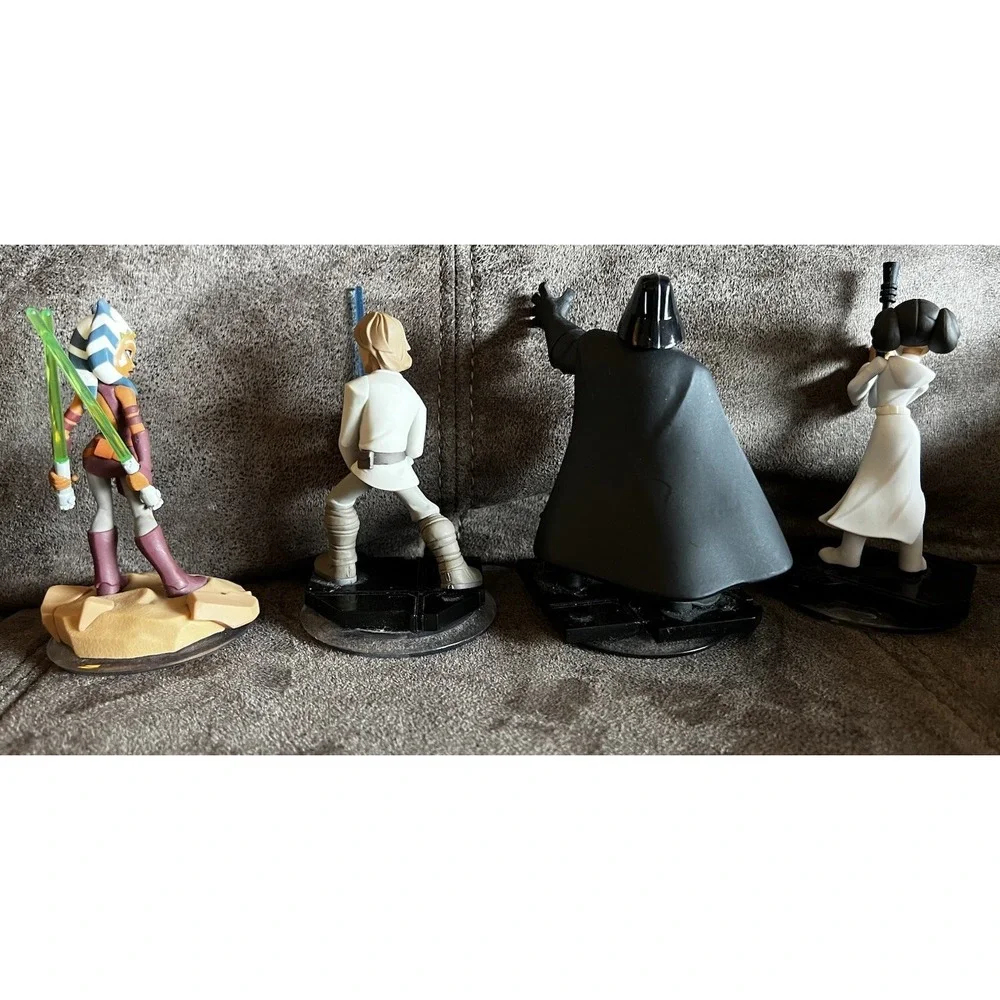 Disney Infinity Star Wars 3.0 LOT 8 Figures, 2 Crystals, Portal, & Carrying Case